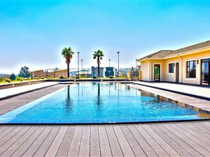 3 Bed Apartment in Fourways