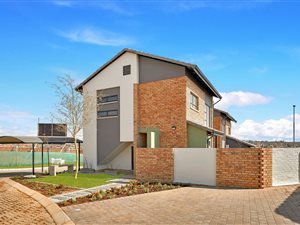 3 Bed House in Amberfield
