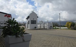 376 m² Land available in Berg En Dal