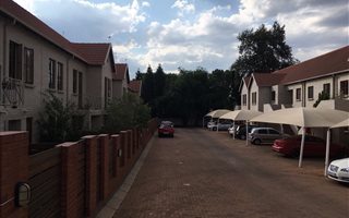 1 Bedroom Duplex in Saxonwold