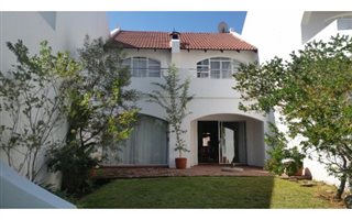 3 Bedroom Townhouse in Vaal Marina