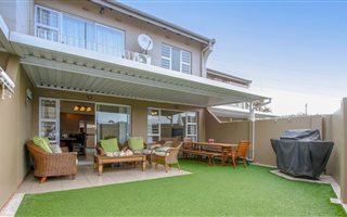 3 Bedroom Duplex in La Lucia