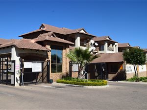 2 Bedroom Apartment in Erand Gardens
