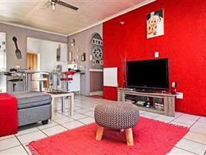 3 Bed Townhouse in Dersley