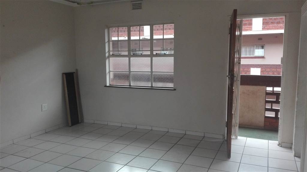 2 Bed Flat in Isipingo Beach | R 5200 | For rent |Kwazulu Natal ...