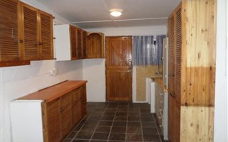 4 Bedroom House in Uitenhage Central