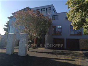 7 Bed House in Onder Papegaaiberg
