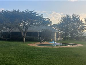 8 Bed House in Wartburg