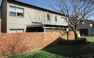 3 Bedroom Townhouse in Olympus