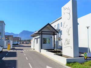 1 Bed Apartment in Klein Parys