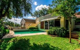 3 Bedroom House in Manor Gardens