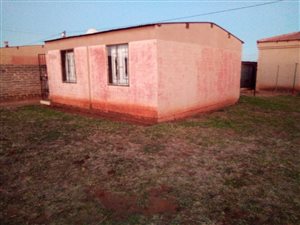 1 Bed House in Bophelong
