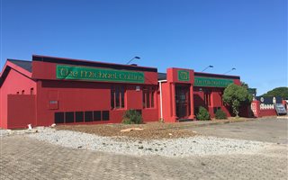 250 m² Retail Space in Struisbaai