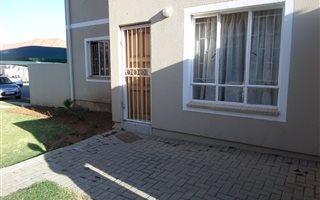 2 Bedroom Apartment in Comet