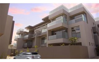 3 Bedroom Duplex in Oaklands