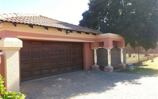 3 Bedroom House in Struisbult