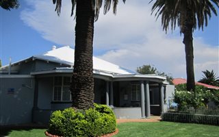 11 Bedroom House in Memorial Road Area