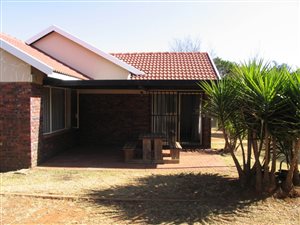3 Bed House in Pierre van Ryneveld