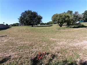 768 m² Land available in Mzingazi Golf Estate