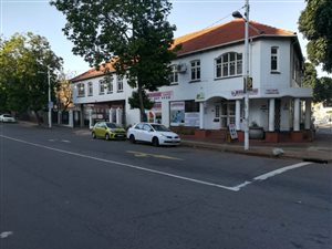 519 m² Office Space in Essenwood