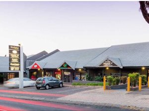 250 m² Commercial space in Parkmore