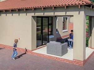 3 Bed House in Chantelle