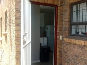 2 Bed Apartment in Peerless Park