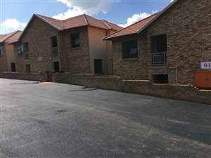 3 Bed Townhouse in Winchester Hills