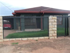 4 Bed House in Northern Cape