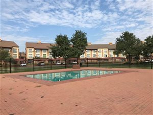 2 Bed Apartment in Karen Park