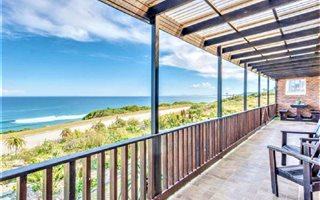 3 Bedroom House in Beachview