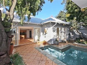 2 Bed Townhouse in Parktown North