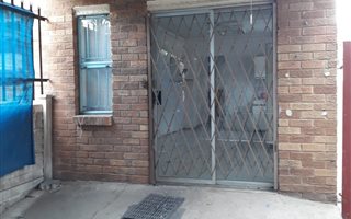 1 Bedroom Apartment in Kriel