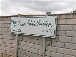429 m² Land available in Vanes Estate