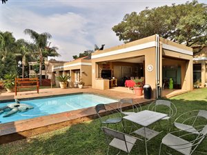 5 Bed House in Wapadrand