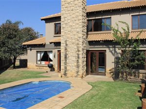 4 Bed House in Silverwoods Country Estate