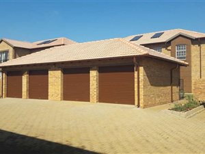 3 Bed Townhouse in Tijger Valley and surrounds
