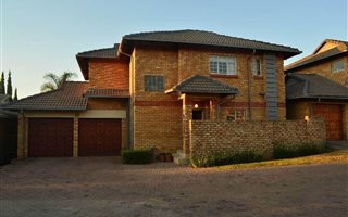 3 Bedroom Duplex in The Wilds