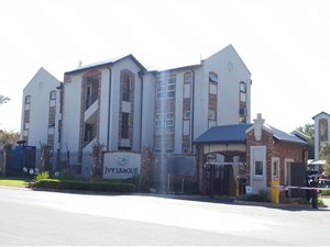 1 Bed Apartment in Mooivallei Park