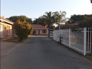 3 Bed Townhouse in Brits Central