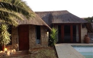 1 Bedroom Garden Cottage in Boskruin