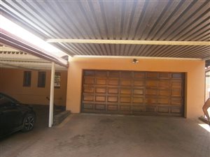 4 Bed House in Brackendowns