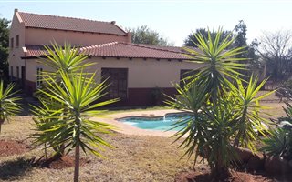 1 ha Farm in Leeuwfontein