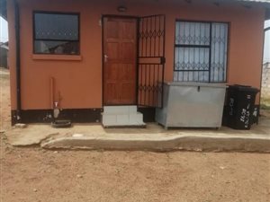 2 Bed House in Lenasia