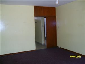 2 Bed Flat in Vanderbijlpark CE1