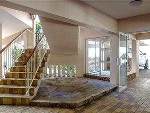 3 Bedroom Flat in Southernwood