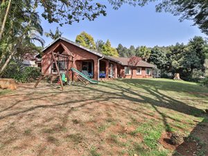 3 Bed House in Prestbury