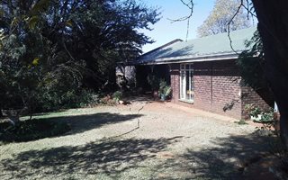 Farm with House in Harmoniesrus