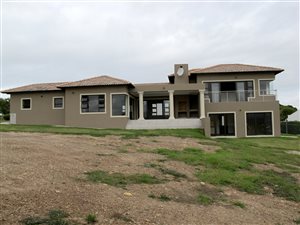 3 Bed House in The Hill Estate