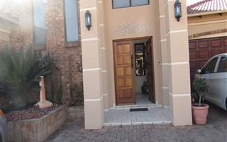3 Bedroom Cluster in Eveleigh